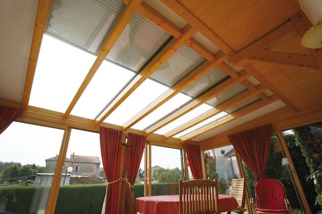 Rolax verandarolluik bekeken vanuit de veranda